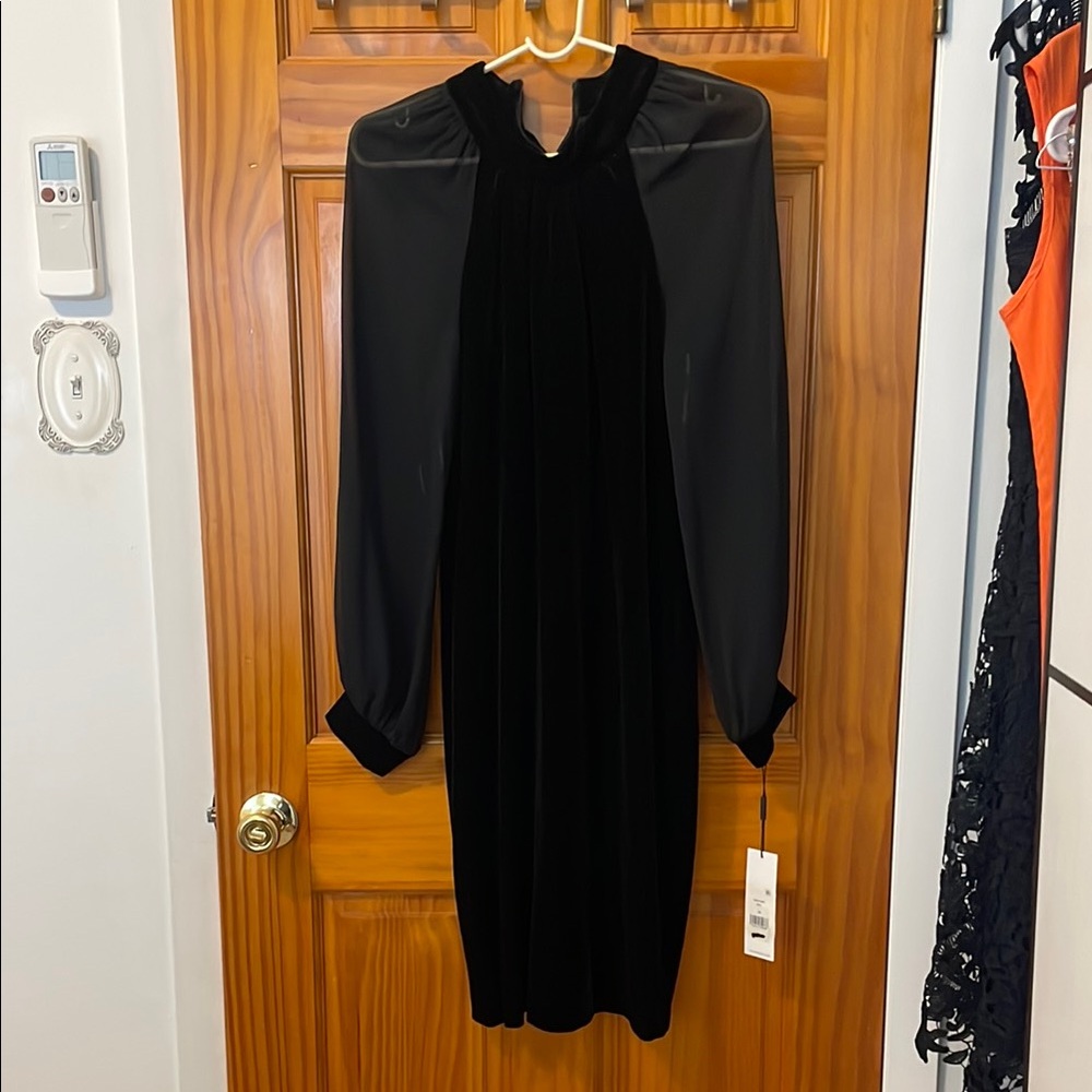 Elegant Black Long-Sleeve Dress